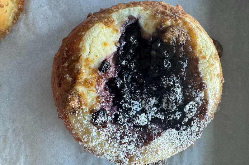Blueberry Cheesecake Brioche Tart (Friday)
